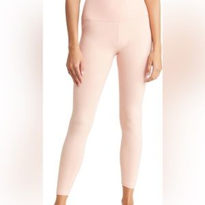 NWT Beyond Yoga High Waist Leggings Size Small Coral Dust in Color